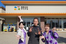 「一職入魂！情熱ワーカー」のロケに臨む天才ピアニスト