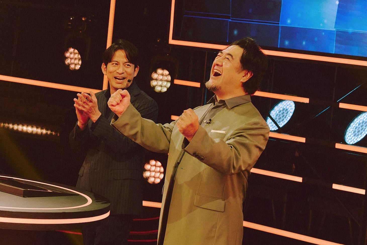 日本版「THE FLOOR」初代王者に輝いた小手伸也