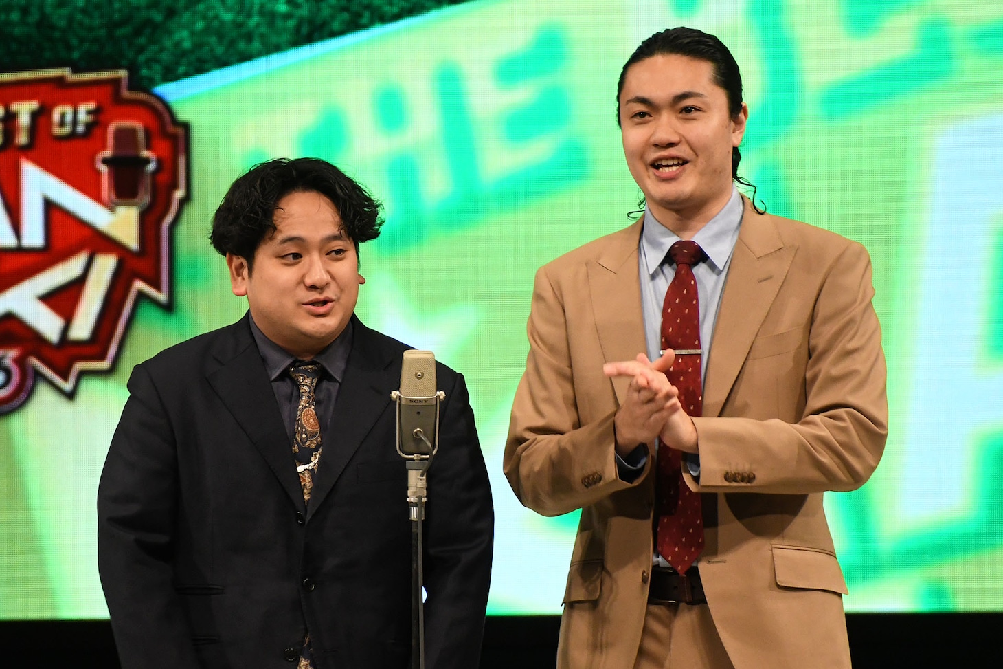 「THE BEST OF MANGEKI 2026」でネタを披露するゼロカラン