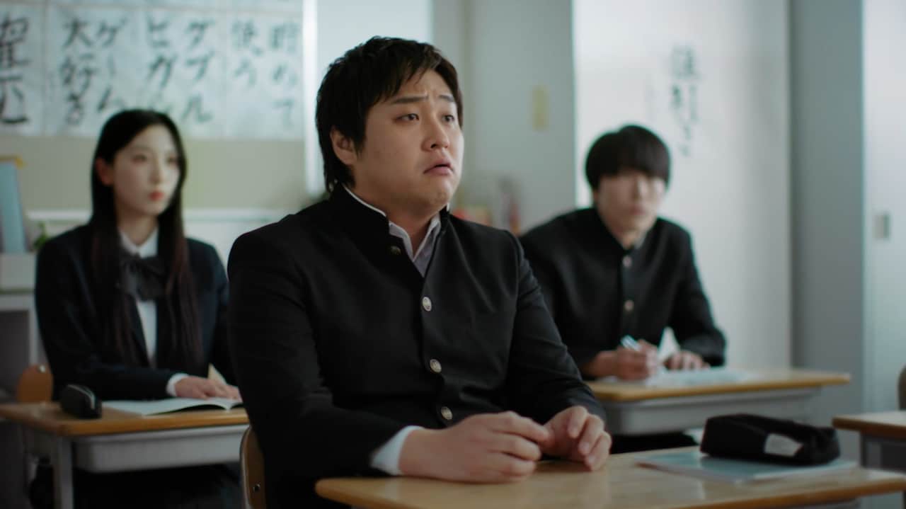 ダブルヒガシが出演する「GAPOLI」の新WebCM「賢く、遊べ！ガポリ学園」編より