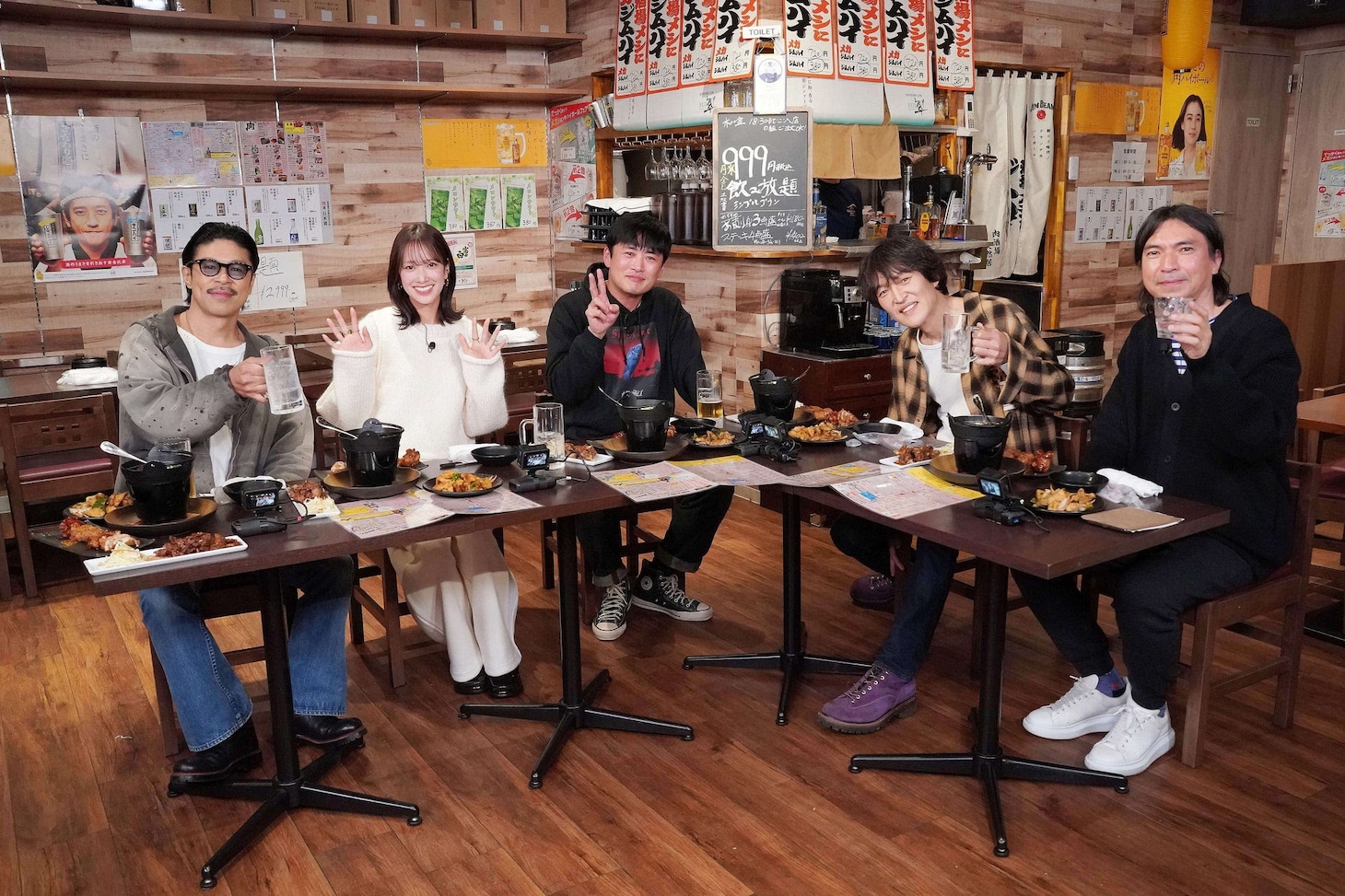 「千原ジュニアのヘベレケSP」に出演する（左から）松本利夫、佐々木久美、劇団ひとり、千原ジュニア、ふかわりょう