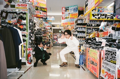 「くるま（令和ロマン）×加賀翔（かが屋） ツーマン企画展『補完』」イメージ