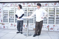 「あなたの知らないブラックニッカ展」オープニングイベントに登壇したニューヨーク