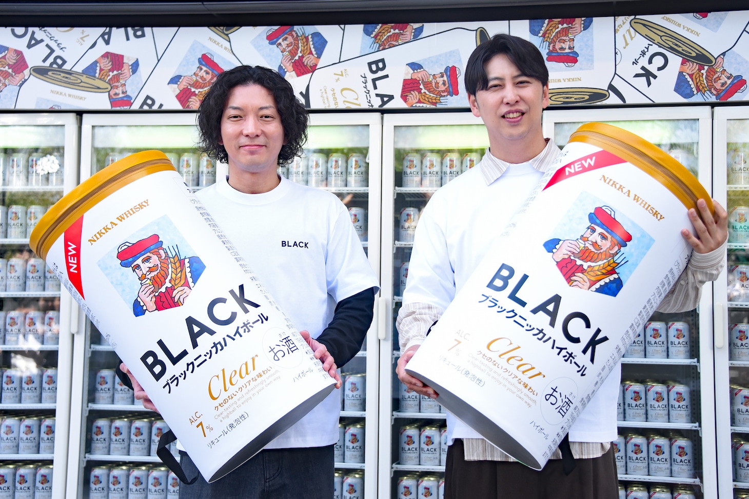 「あなたの知らないブラックニッカ展」オープニングイベントに登壇したニューヨーク