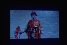 VTRで開会宣言をするコウメ太夫