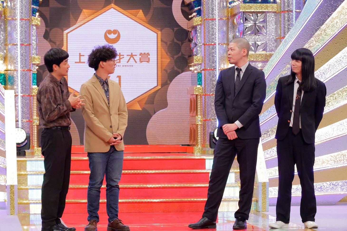 左から、たくろう、金属バット