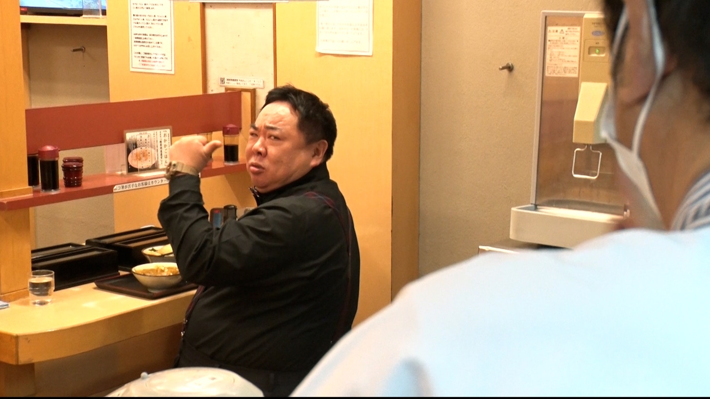 「ドランク塚地のふらっと立ち食いそば」レギュラー放送100回目で原点回帰の一杯