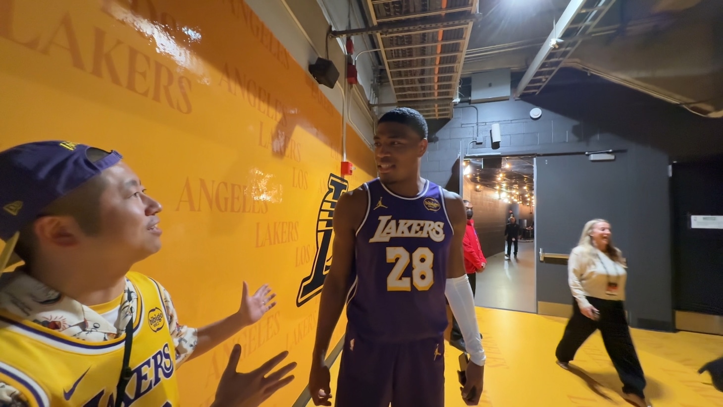 ハライチ澤部がアメリカでNBA観戦　八村塁選手にインタビュー「本場はヤバいよ！」