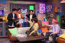 左からスーパーサイズ・ミー、EXIT