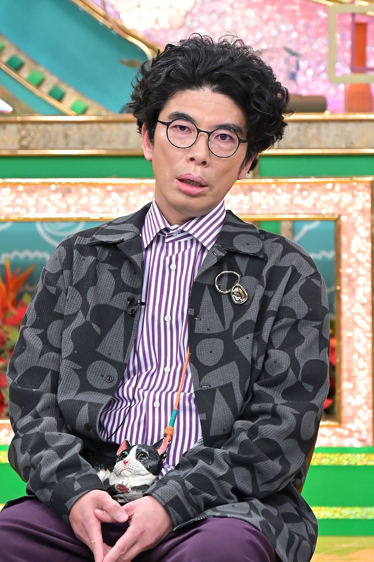 「陶芸の才能ランキング」に挑戦する片桐仁