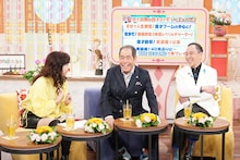 左からハイヒール・モモコ、ザ・ぼんち