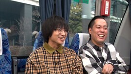 かまいたちがエバースにM-1決勝1本目の心境聞く、町田「母校に垂れ幕見えた」　大喜利カフェも訪問