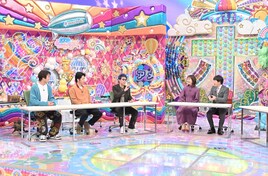 狩野英孝、武器を手に妄想で編み出した技を実演「ついついネットで買っちゃう芸人」