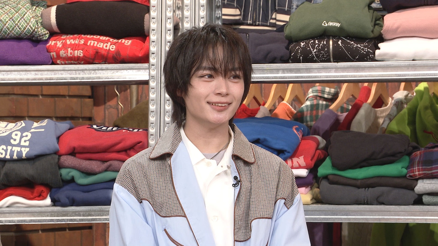 「いらない服ピッタリ売ってゴチになります」を見届ける大西流星（なにわ男子）