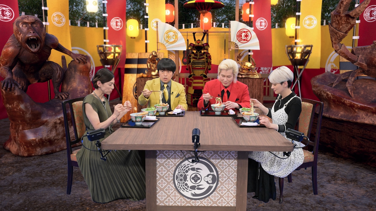 うどんを実食するワンシーン