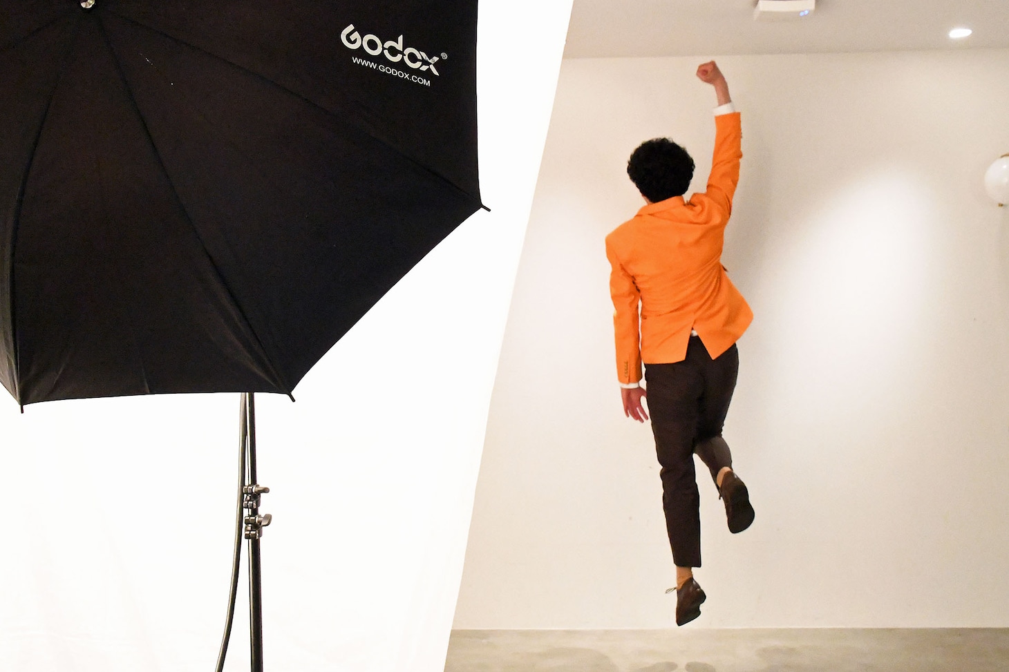 回転アクスタ裏面の撮影は、手の位置や足の上げ具合、首を傾ける角度などを何度も微調整