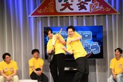 「ギターソロを奏でよう」にトップバッターで挑む滝音。秋定はギターソロ中のボーカルを演じる