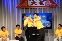 「ギターソロを奏でよう」にトップバッターで挑む滝音。秋定はギターソロ中のボーカルを演じる