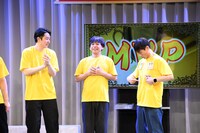 「第1回もう中学生大会12」MVPに選ばれたさや香・石井（中央）