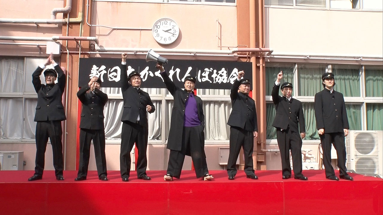 「新しいカギ」4月25日放送回より「学校かくれんぼ」の様子