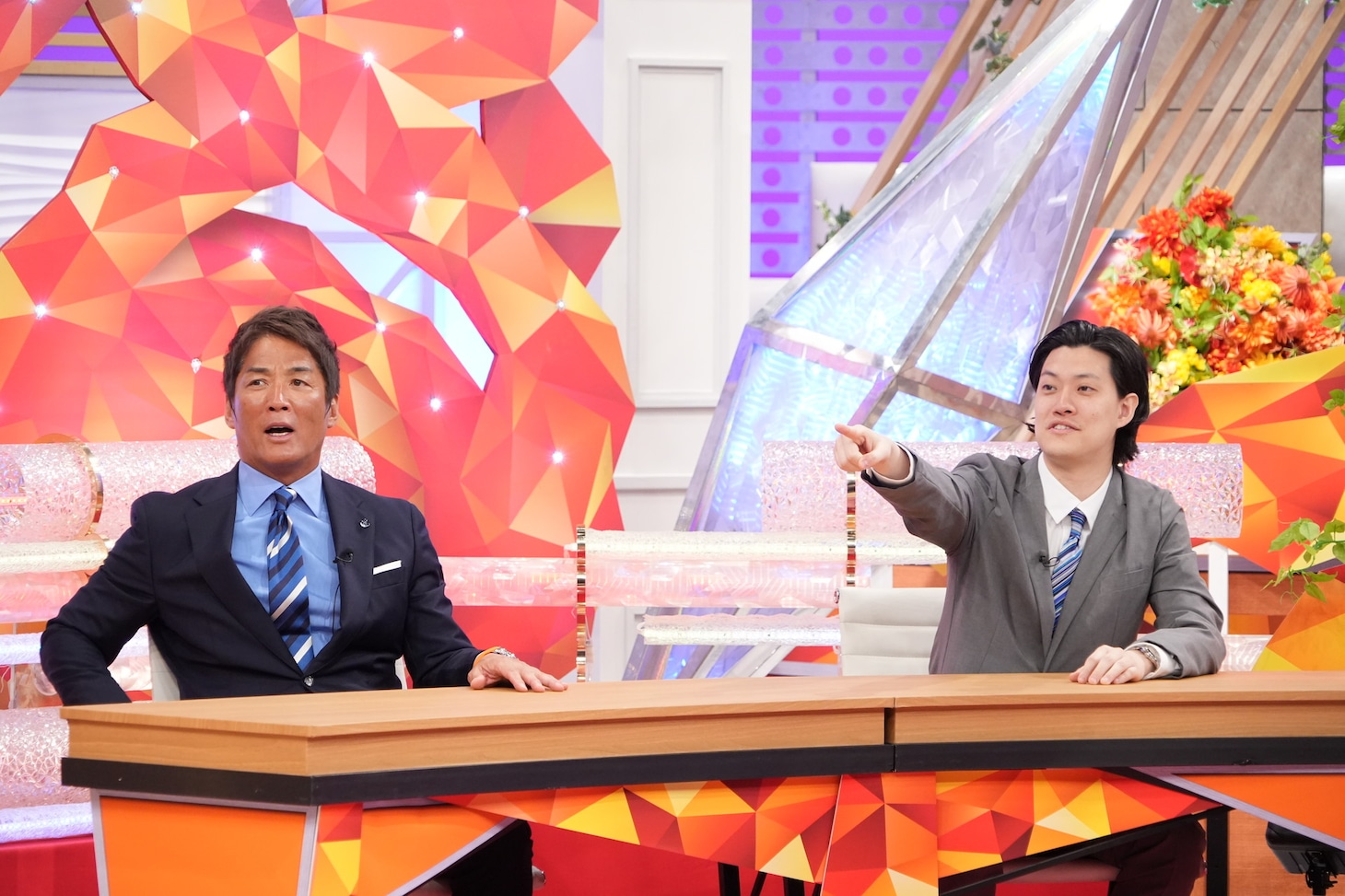 左から長嶋一茂、霜降り明星・粗品