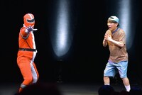 空気階段・水川かたまりの提供ネタを披露するFUJIWARA