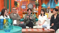 左から野々村友紀子、シソンヌ長谷川、横山裕、齊藤京子、小田切ヒロ