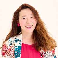 美人芸人デイジー