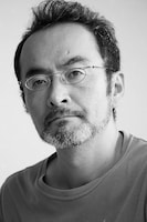 ナレーターを務める古舘寛治