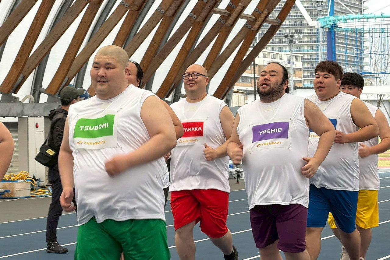 走るヘビーズたち