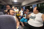 ロケバスで和むヘビーズたち