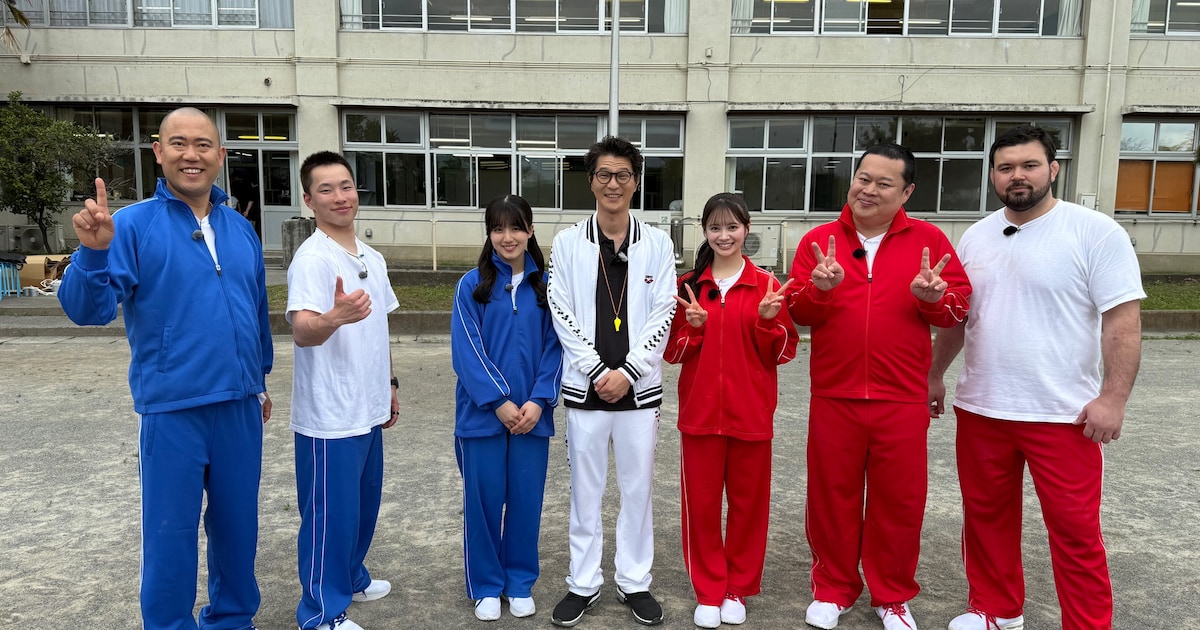 AKB48伊藤百花と僕青・岩本理瑚がアイドル対決、慣れ親しんだ“子ども遊び”をアップデート