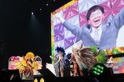 「アメトーーク！初アリーナLIVE 来ないなんてありえなーーい2026」のオープニングにMCの蛍原徹が登場した場面
