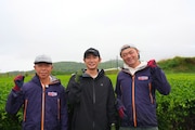 左から、バイきんぐ小峠、相葉雅紀、あばれる君