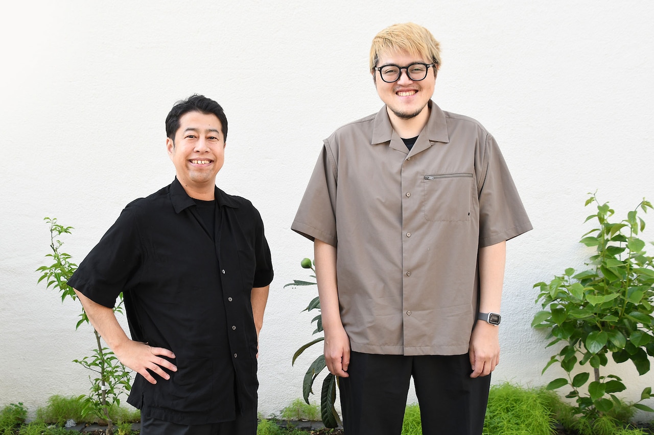 ウエストランド井口と構成作家・飯塚大悟。今回はいつもと違う場所で取材