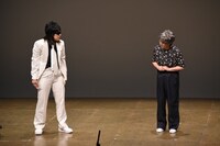 コントを披露する日本エレキテル連合