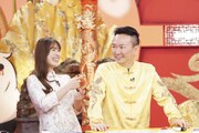 左から渋谷凪咲、かまいたち山内