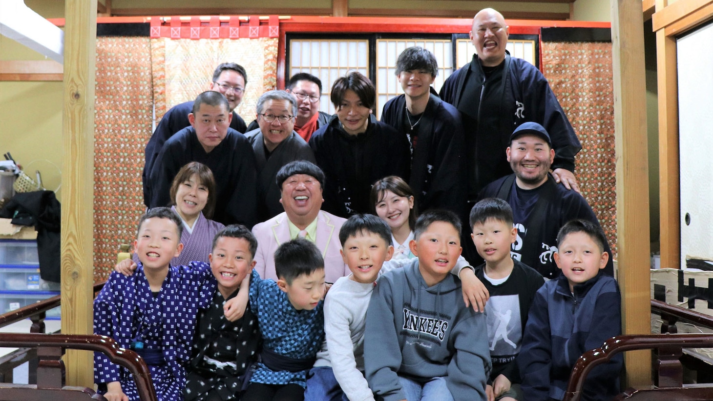 長浜曳山祭の子ども歌舞伎を支える人たちとバナナマン日村