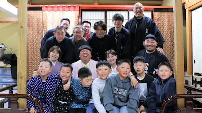 長浜曳山祭の子ども歌舞伎を支える人たちとバナナマン日村
