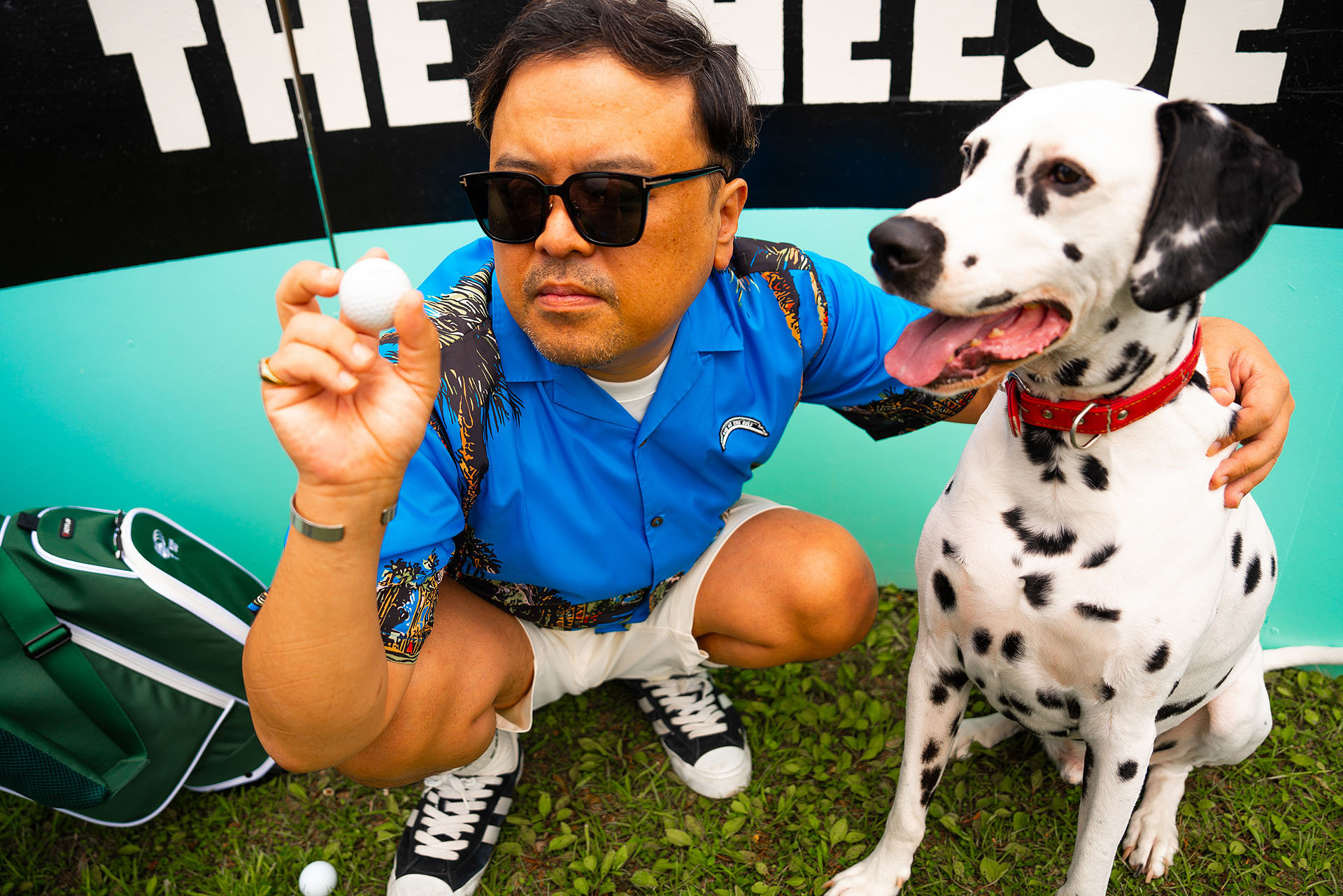 とろサーモン久保田がルックに起用「SON OF THE GOLF」BEAMS GOLFとのコラボで登場