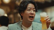 ドンデコルテが出演する「キリン一番搾り生ビール」のWebCM「贅沢が怖い男」編より
