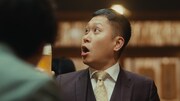 ドンデコルテが出演する「キリン一番搾り生ビール」のWebCM「贅沢が怖い男」編より