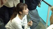 ロケ中の上白石萌歌