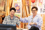 左からオリエンタルラジオ藤森、アルコ＆ピース平子