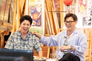 左からオリエンタルラジオ藤森、アルコ＆ピース平子