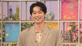 久保田早紀「異邦人」の考察をプレゼンする中川大輔 ©NHK