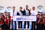 ティモンディ（中央）とイベント登壇者たち
