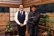 上田（右）が父、有田（左）が長男を演じる、くりぃむしちゅー