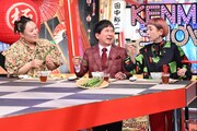 左からフォーリンラブ・バービー、爆笑問題・田中、久本雅美