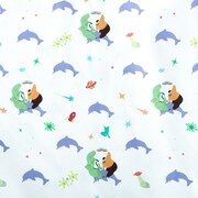 キービジュアルに登場するイルカに乗ったカナメストーンとイルカを散りばめた総柄デザイン